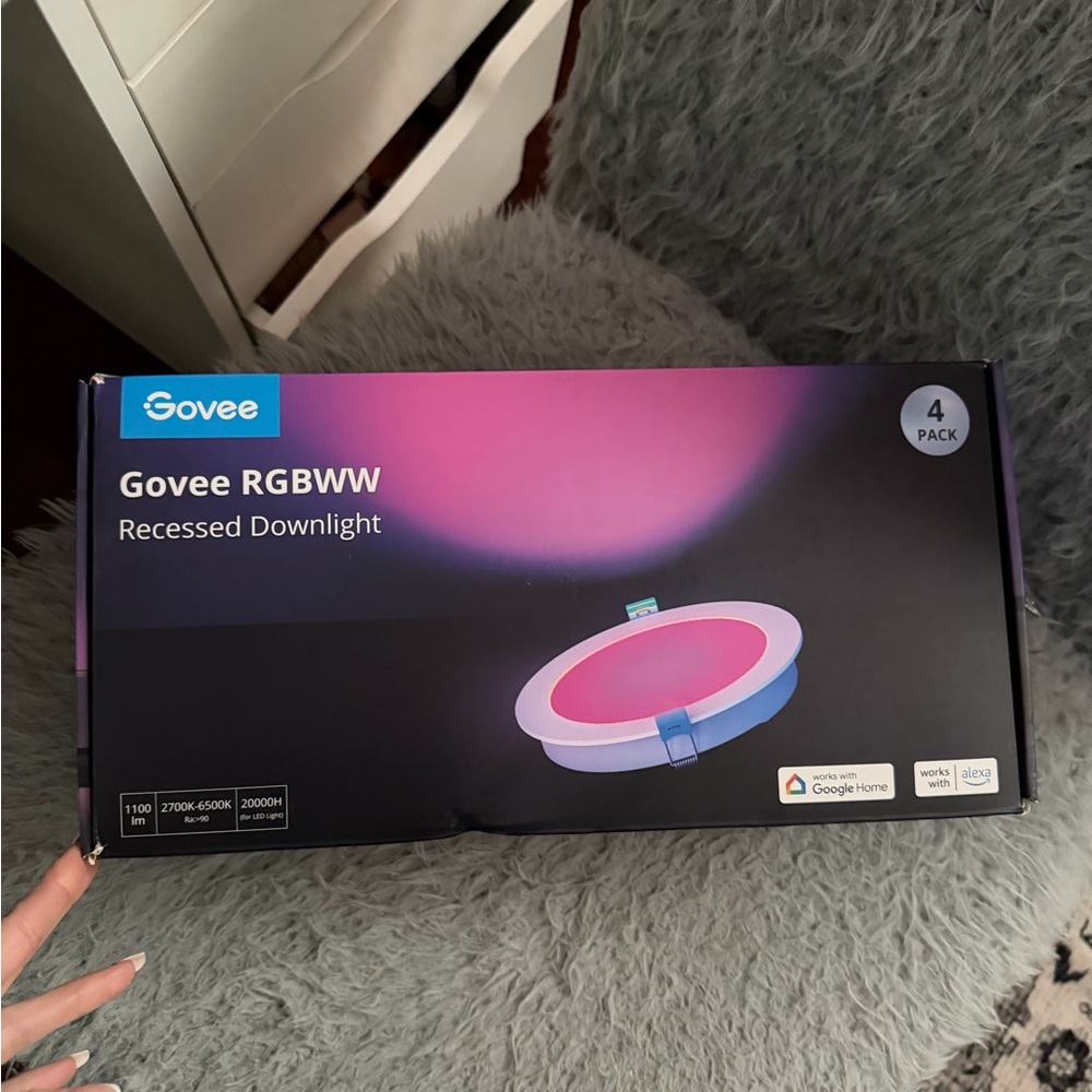 Govee RGBWW Recessed Downlight - Pink and Blue